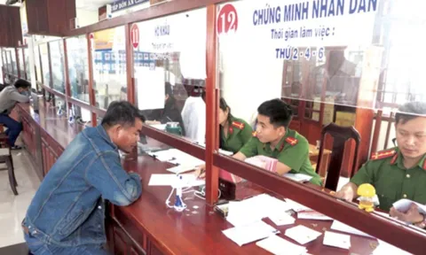 Đà Nẵng: Phê bình cán bộ vì cáu gắt với dân