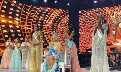 Khoảnh khắc "Búp bê Barbie" của Ba Lan đăng quang Miss World 2021