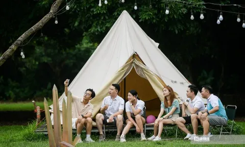 Hà Nội: Người dân đổ về bãi giữa sông Hồng dịp cuối tuần