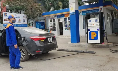 Xăng dầu tiếp tục tăng giá, xăng RON5-III giá 16.479 đồng/lít