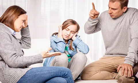 Làm cha mẹ tốt: Đừng nói những lời ‘cấm kỵ’ với con