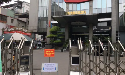 Hà Nội: Phong toả tầng 2 toà nhà có 500 nhân viên khi có trường hợp dương tính SARS-CoV-2