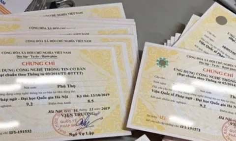 Cắt giảm văn bằng, chứng chỉ: Giảm ‘tiêu cực’ cho xã hội