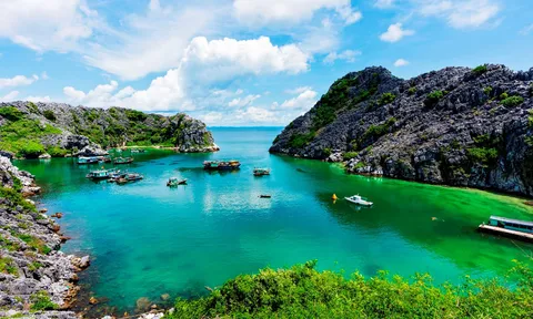 Bong bóng du lịch: Tia sáng cho ngành du lịch Việt Nam cuối 2021