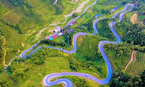 Những đỉnh núi thiên đường săn mây ở Hà Giang