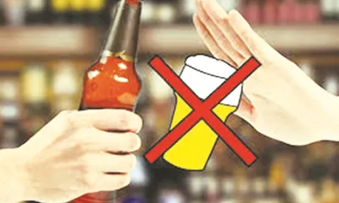 Nên ăn gì, kiêng gì trước và sau khi tiêm vắc-xin ngừa Covid-19?