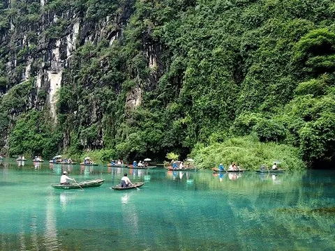 Vẻ đẹp thanh bình của Tràng An khi tiết trời lập Thu