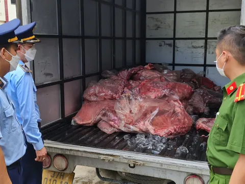 Ngăn chặn 650kg thịt sườn lợn thối