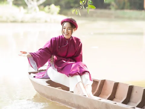 Hoa hậu Đỗ Hà khoe sắc trong tà áo dài khi giới thiệu về Việt Nam đến đấu trường Miss World 2021