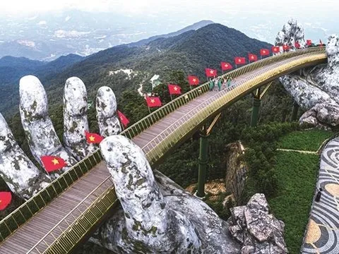 Việt Nam mở cửa lại du lịch hút sự quan tâm của truyền thông quốc tế