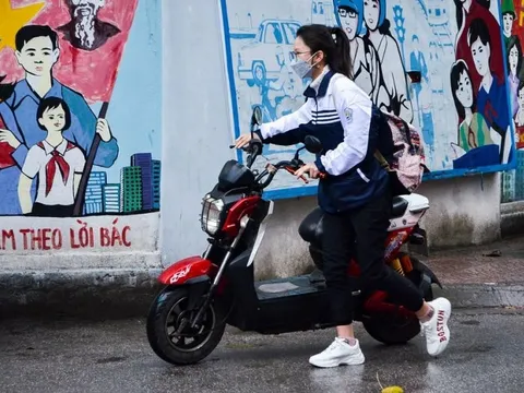 Tạm dừng cho học sinh từ các lớp 1 đến lớp 6 đến trường học trực tiếp