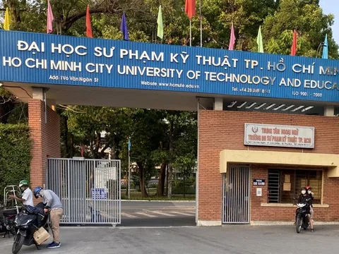 Miễn nhiệm Chủ tịch Hội đồng trường Đại học Sư phạm Kỹ thuật TPHCM