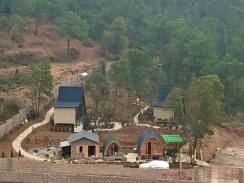 Ngang nhiên “hô biến” đất quốc phòng ở xã Minh Phú, huyện Sóc Sơn thành homestay rồi rao bán