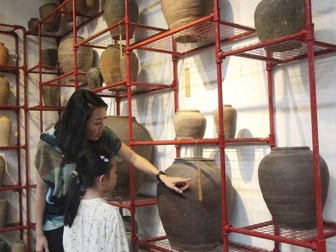 Bảo tàng gốm kể chuyện sông Hương
