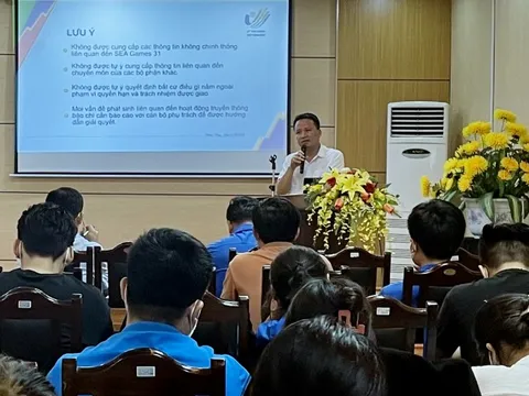 Phổ biến kiến thức, trang bị kỹ năng cho các tình nguyện viên tham gia phục vụ SEA Games 31