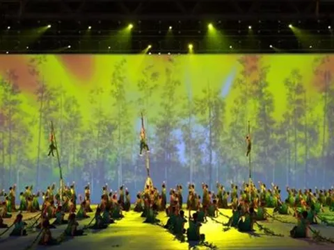 Phó Thủ tướng Vũ Đức Đam dự tổng duyệt Lễ khai mạc SEA Games 31