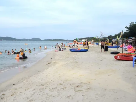 Trải nghiệm làng du lịch Hồng Hải (Quảng Ninh)