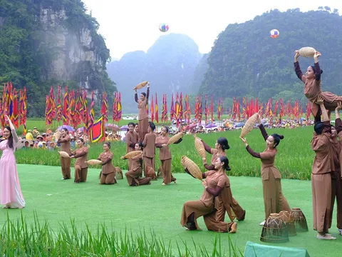 Khám phá sắc vàng Tam Cốc - Tràng An tại Tuần Du lịch Ninh Bình 2022