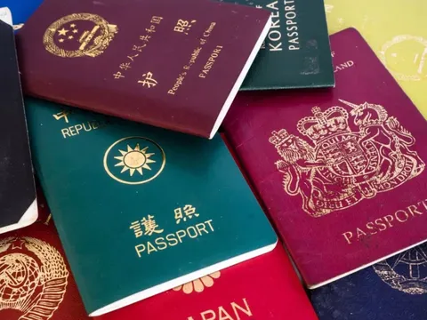 Bí mật sau màu hộ chiếu