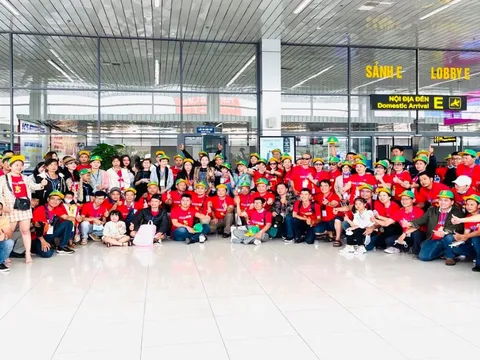 Mùa du lịch công ty đã đến