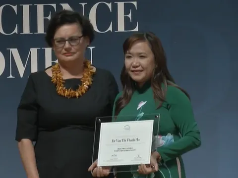 UNESCO trao giải thưởng cho nữ tiến sĩ Việt Nam