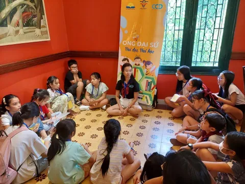 Khơi dậy đam mê đọc sách cho trẻ em thông qua chương trình “Đọc sách qua 5 giác quan“