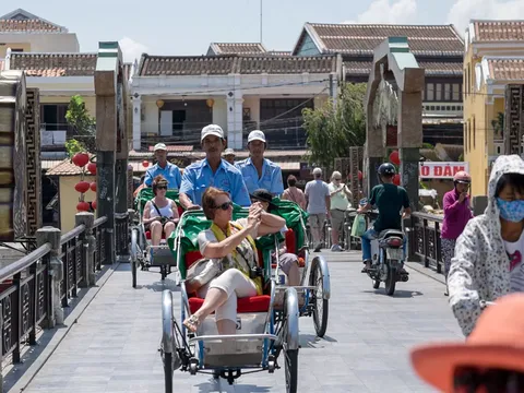 Việt Nam đón lượng khách quốc tế lớn