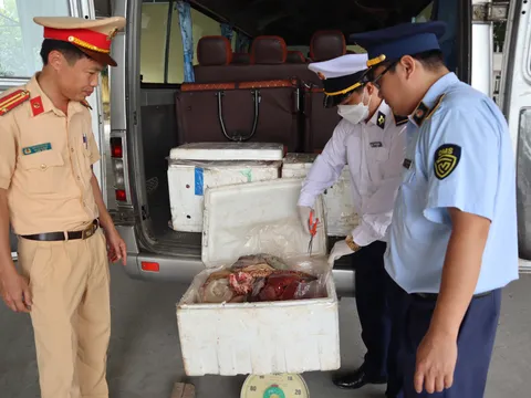 Phú Thọ: Tiêu hủy 172 kg nội tạng động vật không rõ nguồn gốc, xuất xứ