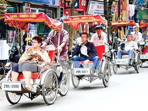 Du lịch bằng xích lô - "Đặc sản" của Thủ đô Hà Nội