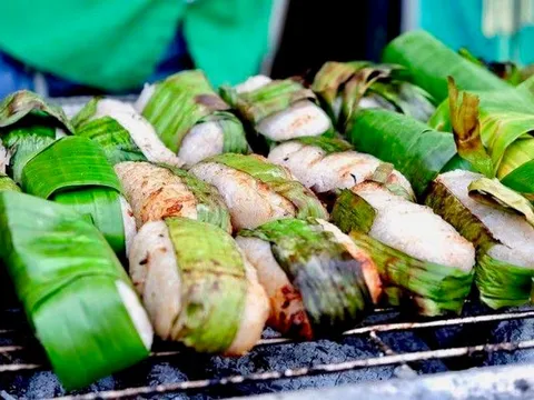 "Chuối nếp nướng của Việt Nam lọt top món tráng miệng ngon nhất thế giới"