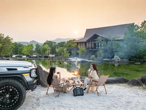 Hai nàng hậu Phương Nhi, Ngọc Thảo lần đầu trải nghiệm lối sống “thiền” cafe tại Trung Nguyên Legend