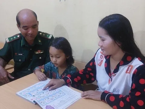 Lớp học đặc biệt nơi biên giới