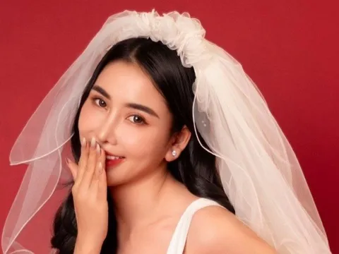 Hoa hậu Thế giới người Việt Thanh Hồng gửi lời chúc 8/3 đến những người yêu thương