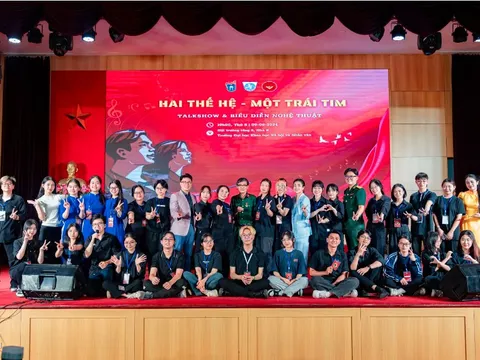 “Hai thế hệ một trái tim” khơi gợi tình yêu nước trong giới trẻ