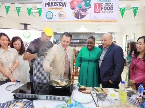 ‘Hương vị Pakistan’ tại HCCT: Đưa tinh hoa văn hóa quốc tế vào hành trang của nhân lực ngành Du lịch