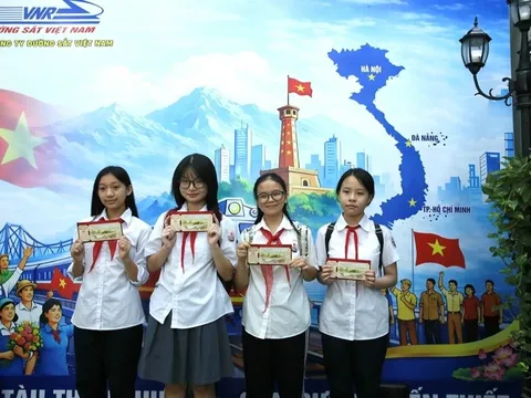 Chuyến tàu di sản 'Hành trình 85 năm: Tre bền - Măng vươn': Đưa lịch sử Đội TNTP Hồ Chí Minh đến gần hơn với thế hệ trẻ