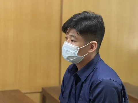 Lừa đồng nghiệp chiếm đoạt tiền tỷ, nhân viên địa chính lãnh 16 năm tù