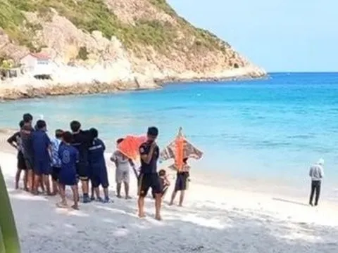 Khánh Hòa: Phát hiện thi thể người đàn ông trôi dạt trên biển Bình Ba