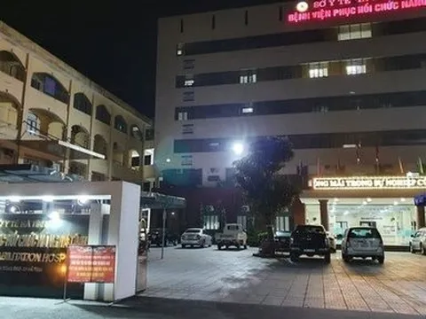 Hà Tĩnh: Làm rõ nguyên nhân người đàn ông rơi từ tầng 6 tại bệnh viện