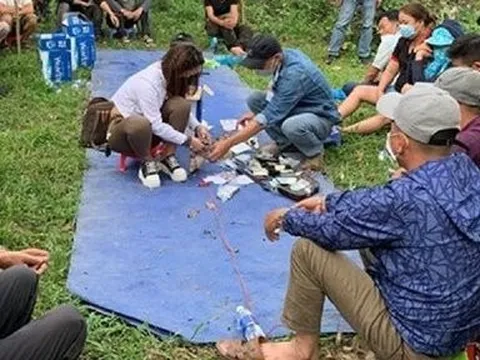 Vụ xóa sổ sòng bạc ở bìa rừng: Phát hiện hàng loạt ca nhiễm Covid-19