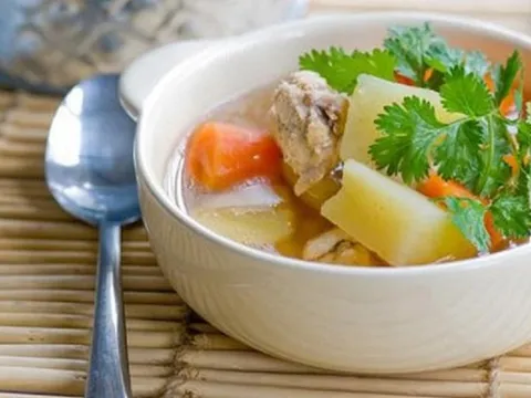 Nhà có F0 mới khỏi bệnh, chị em thường xuyên nấu món này cho mau khỏe