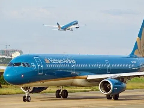 Vietnam Airlines đề xuất miễn thuế, tăng trần giá vé máy bay