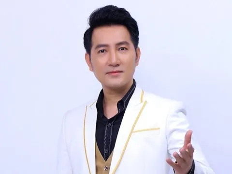 Đẹp trai và giàu có nhưng Nguyễn Phi Hùng vẫn lẻ bóng ở tuổi U50