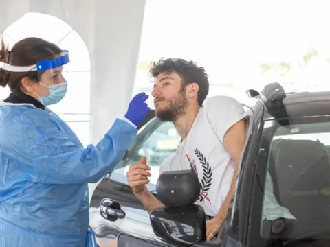 Israel phát hiện biến thể mới lai giữa 2 dòng phụ của Omicron