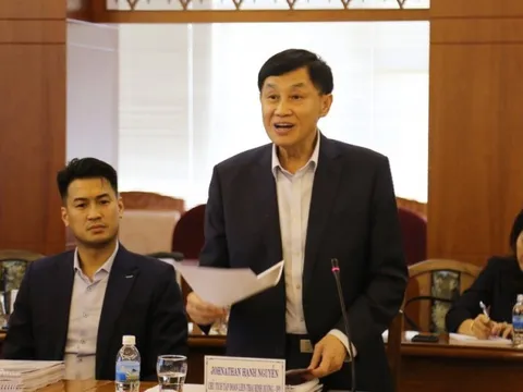 Bộ GTVT đề xuất cấp giấy phép cho hãng bay của ông Jonathan Hạnh Nguyễn