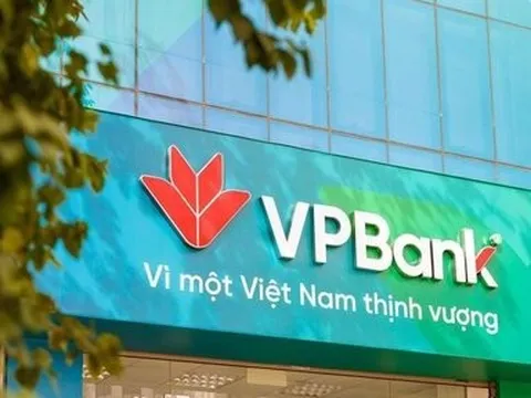 Phó Tổng Giám đốc VPBank bán "chui" 25.000 cổ phiếu