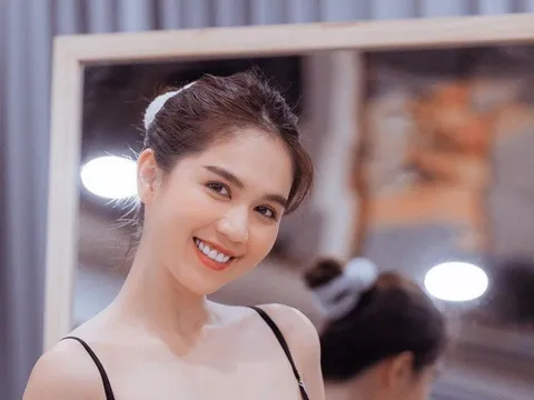 Ngọc Trinh nói gì khi bị tố mặc đầm đạo nhái?