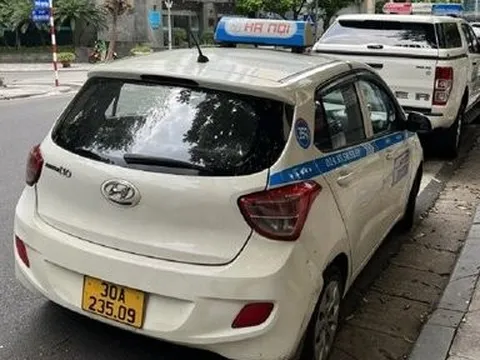 Bản tin 15/8: Xử lý nghiêm lái xe taxi “chặt chém” khách du lịch phố cổ; Nhà cháy khi gia chủ đi khám bệnh