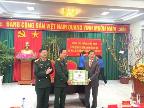 Trưởng Ban Kinh tế Trung ương thăm, chúc Tết tại Hà Giang