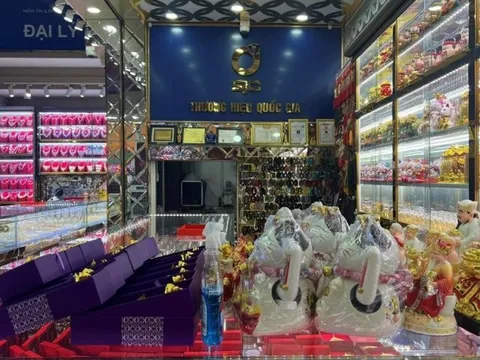 Hành trình hơn 4 thập kỷ dựng xây thương hiệu tiệm vàng Ba Hên của bà chủ Huỳnh Thị Hạnh Phước